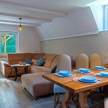 Hotel Za Zakretem Duninowo